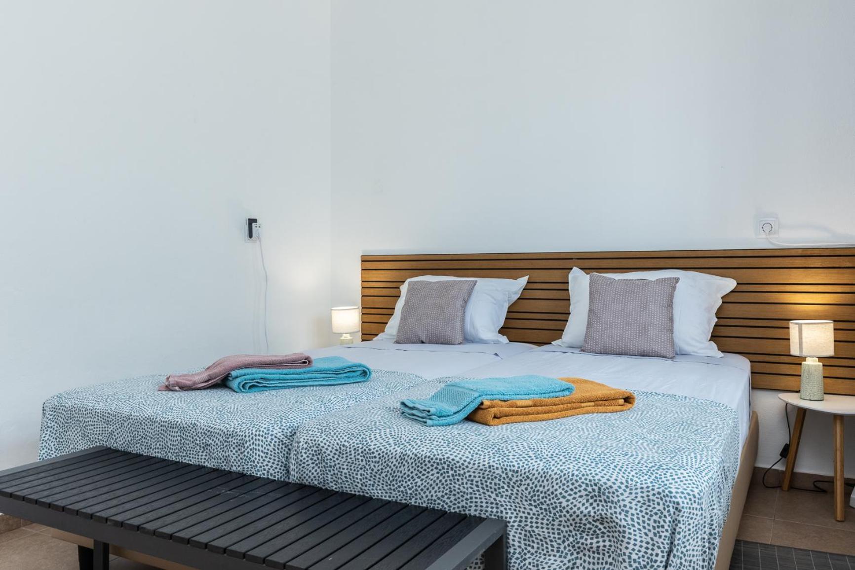 Porta Nova Guesthouse By R-Tex ตาวิรา ภายนอก รูปภาพ